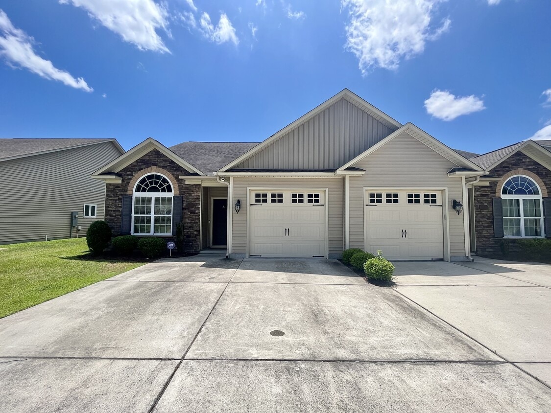 Photo - 3913 Nantucket Rd (Greenville, NC)