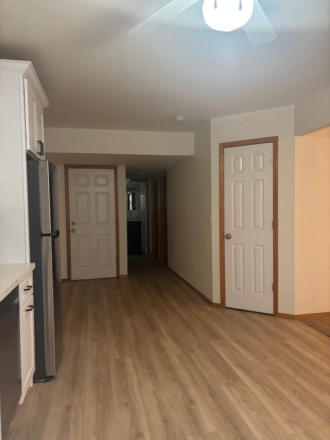 Photo - 511 Queen Ave NE Unit 1.0