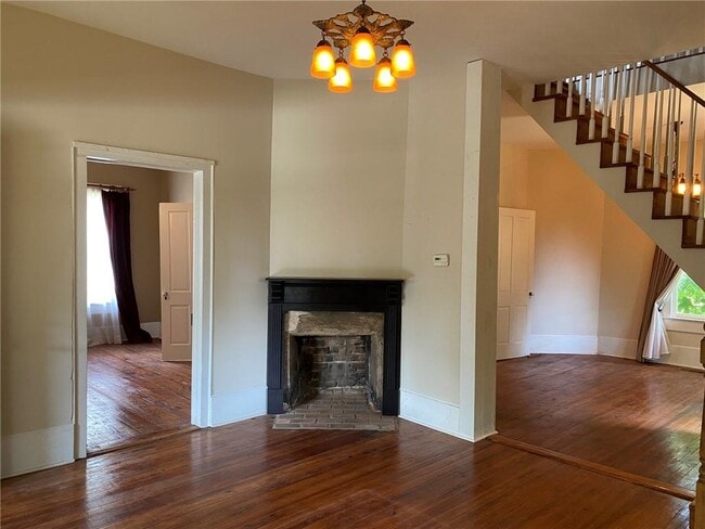 Photo - 101 1st Ave NW