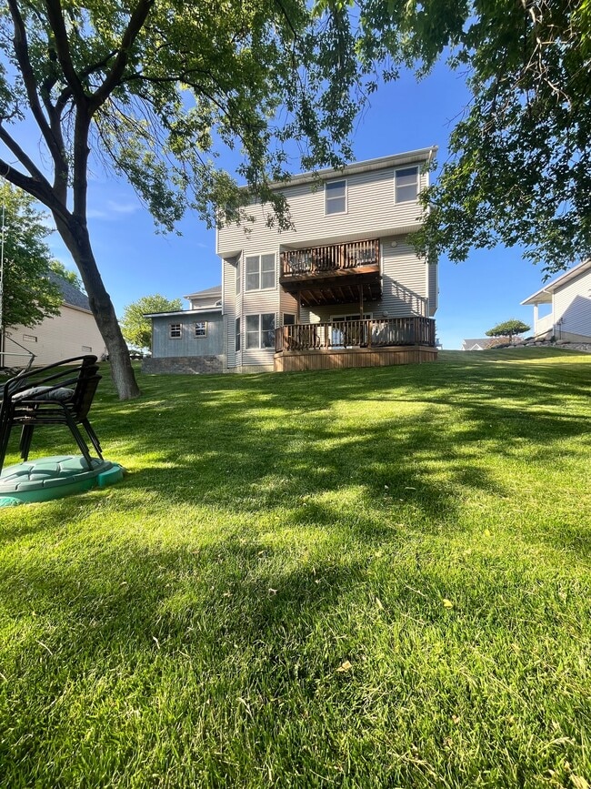 8303 Old Harbor