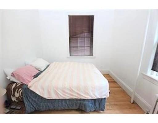 Photo - 205 Mount Auburn St Unit 1B