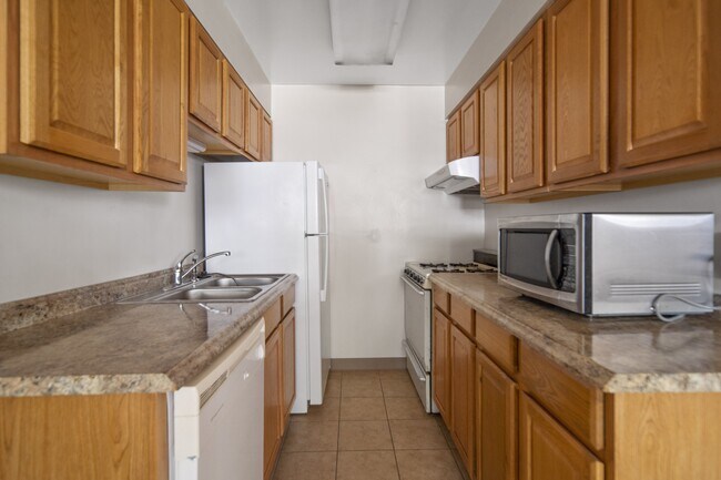 211 Linden Ave