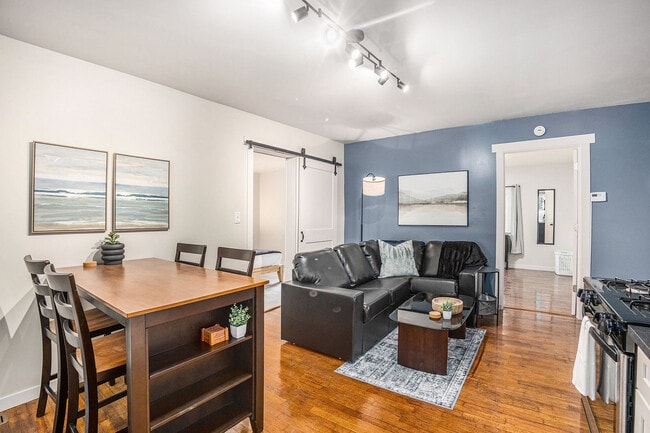 Photo - 37 Gold Ave NW Unit ID1346769P