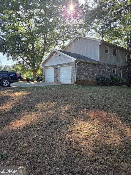 Photo - 2206 Country Club Dr SE