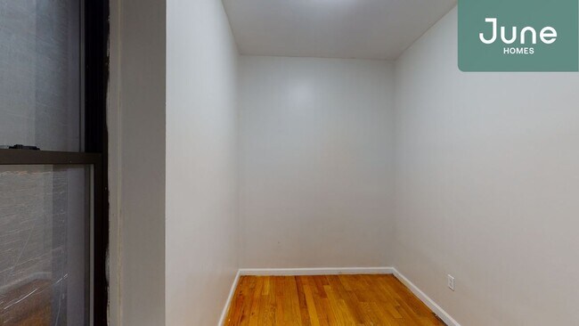 Photo - ROOM ONLY in 3-bed/1.0-bath Home Unit C