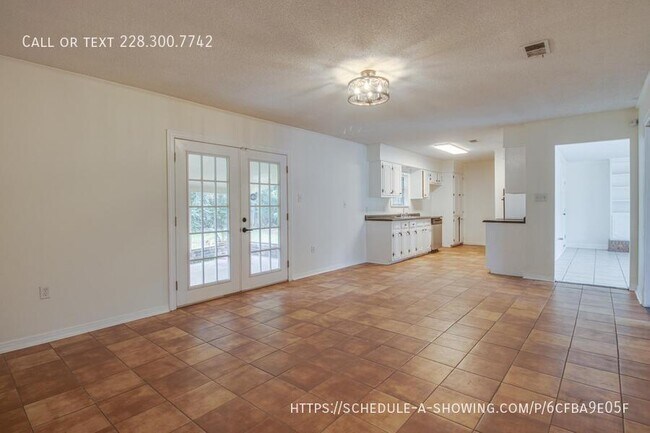 Photo - 107 Deanna St