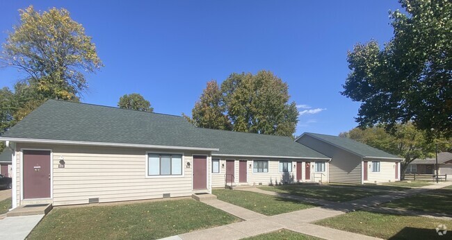 Building Photo - 33 Village Ct Unit 33 Rental