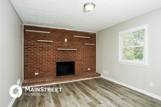 Photo - 9909 Lakewood Dr