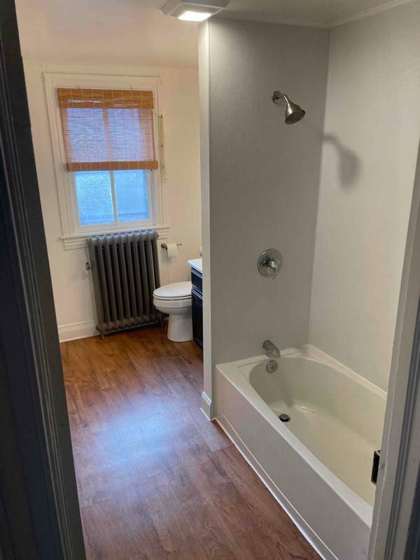 Photo - 305 E Walnut St Unit 305