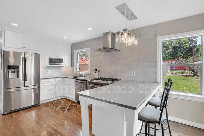 Photo - 723 N Logan Ave