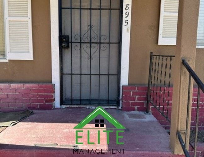Photo - Charming 3-Bedroom Home for Rent in a Prim...