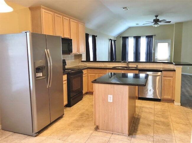 23218 Prairie Lily Ln