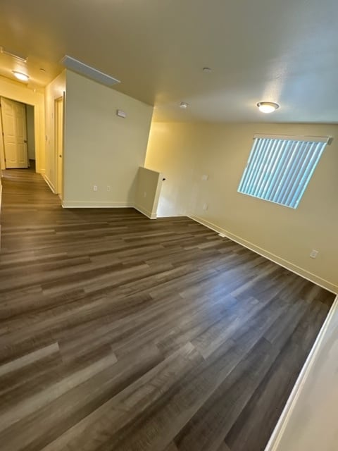 Photo - 629-631 1/2 E 116th Pl Unidad 629