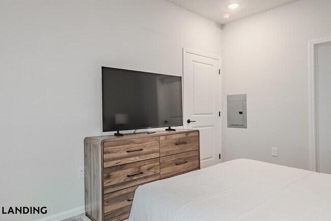 Photo - 1650 Harris Hill Rd Unidad 06-6102