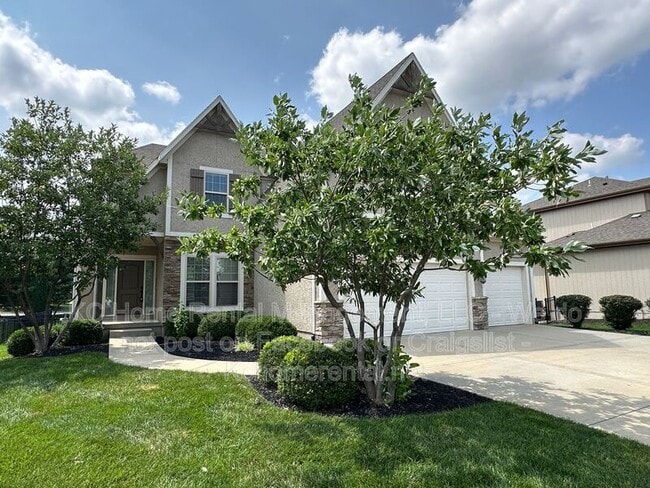 Photo - 8608 W 165th St