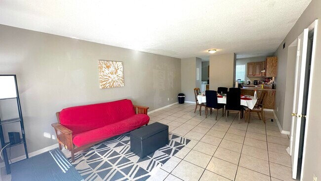 Photo - 448 Belmont Rd