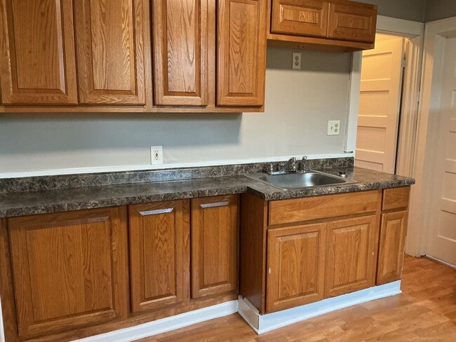 Building Photo - 2987 S Chase Ave Unit 2987A upper Rental