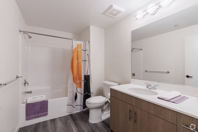 1 habitación, 1 baño - 635 pies cuadrados - Fase 2 - Baño