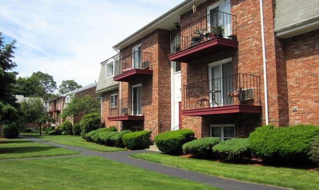 Photo - 240 High St Unidad #240