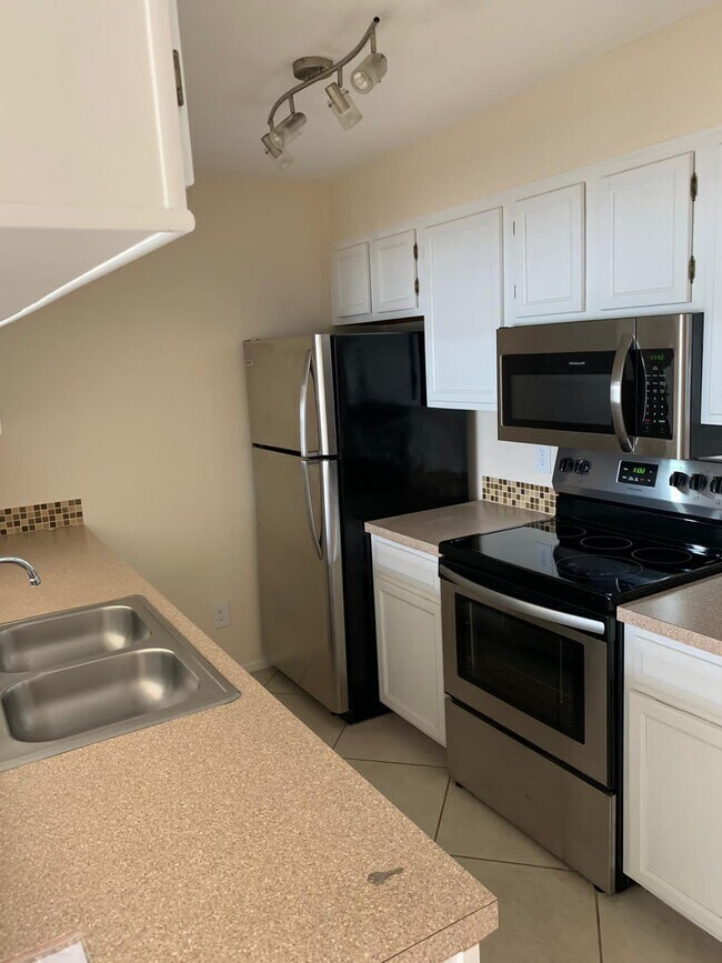 Photo - 293 Cypress Point Dr Unit 293