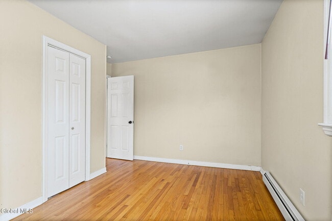 Photo - 165 S Pine Ave