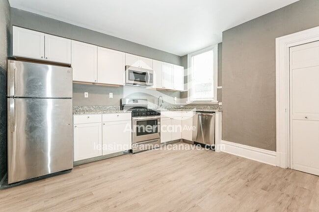 Photo - 253 Watson Blvd