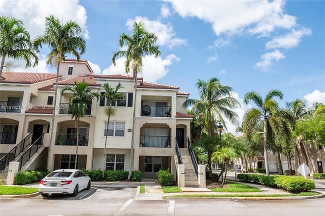 Building Photo - 5820 W Sample Rd Unit Poinciana 2-105 Rental