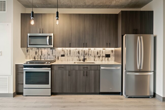 Photo - 208 N Ada St