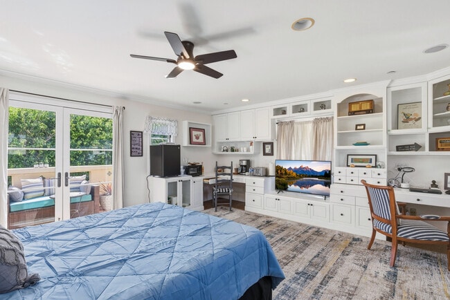 Photo - 4178 Ince Blvd Unidad #B