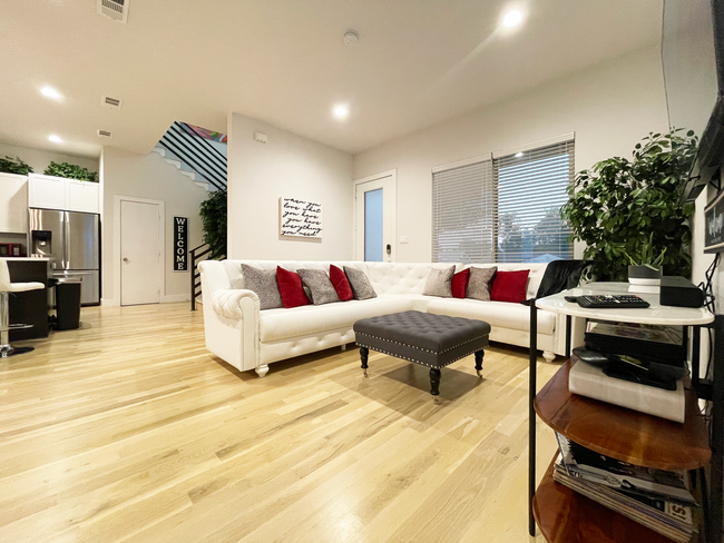 Photo - 8718 Boundbrook Ave
