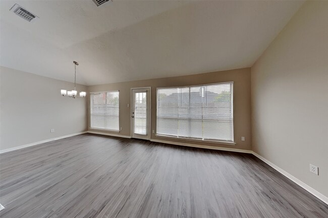 Photo - 4311 Duesenberg Ct