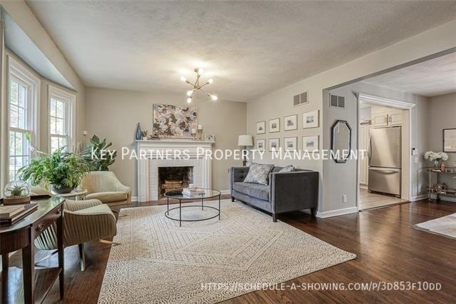 Photo - 6833 Granada Ln