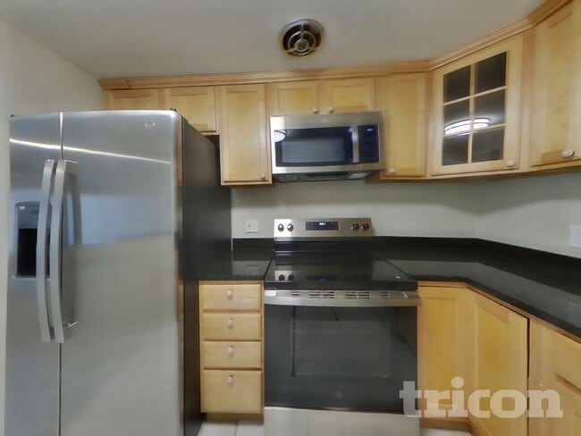 Photo - 9616 Brassie Way