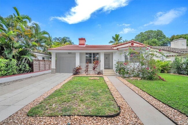 Photo - 801 SW 24th Rd