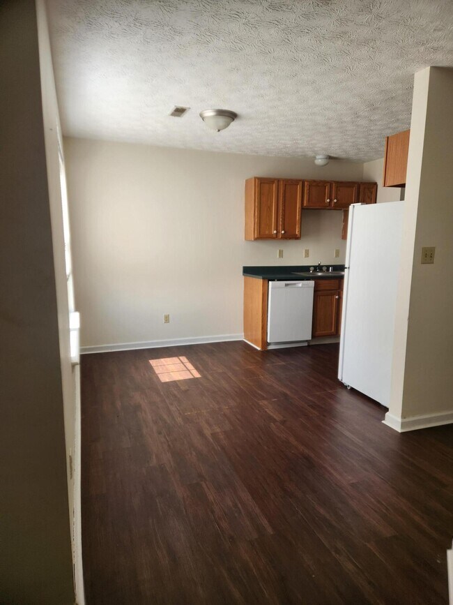 Photo - 105 Woods Trail Unit 2
