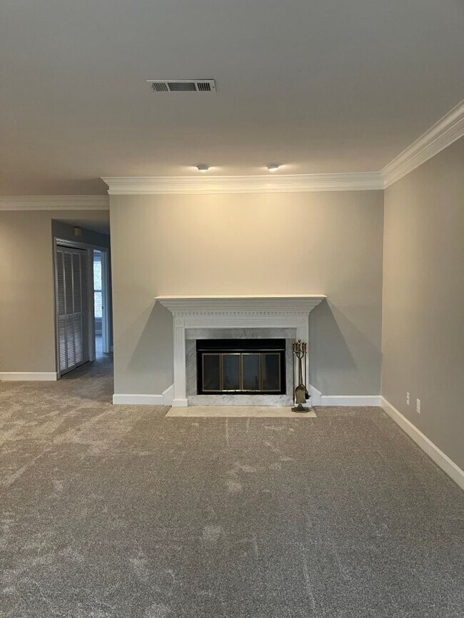 Photo - Winter Move in promo,  1/2 off one months ...