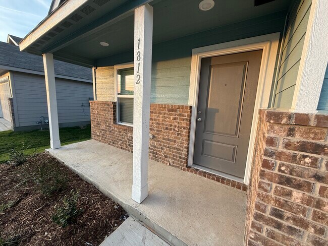 Photo - 1812 Ashland St