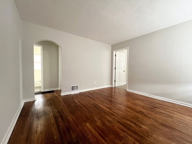 Photo - 1465 W Duchesne Dr