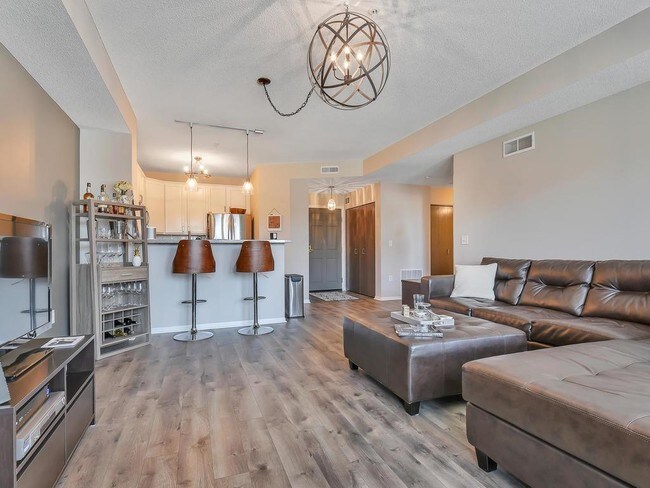 Photo - 500 N 2nd St Unit 300