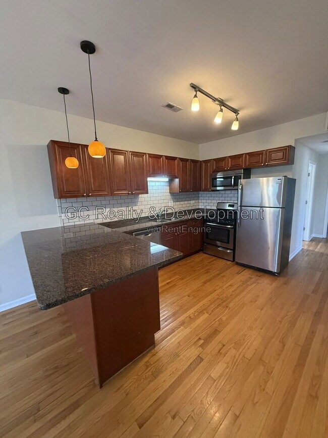 Photo - 4842 N Albany Ave Unit 3