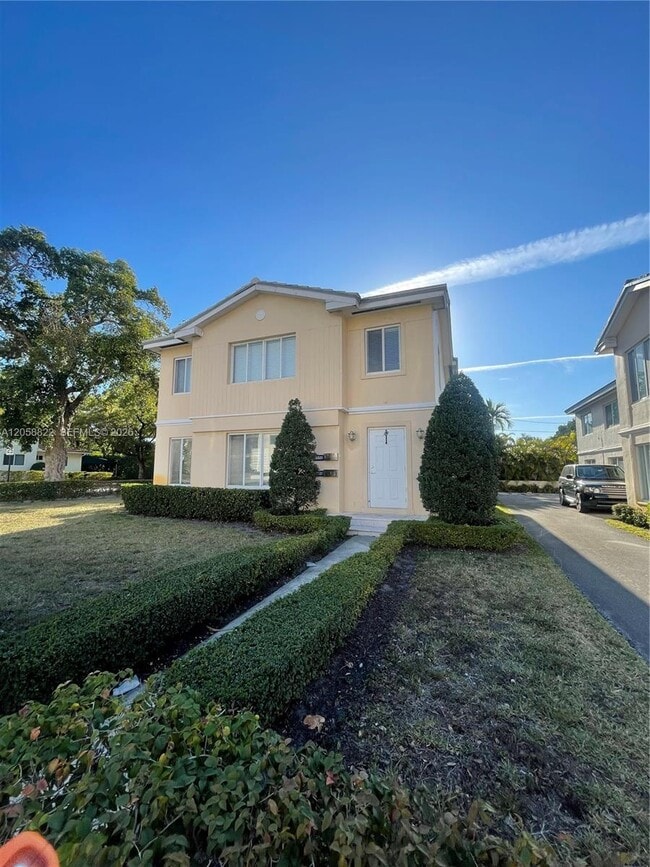 Building Photo - 2892 S Le Jeune Rd Unit 2892