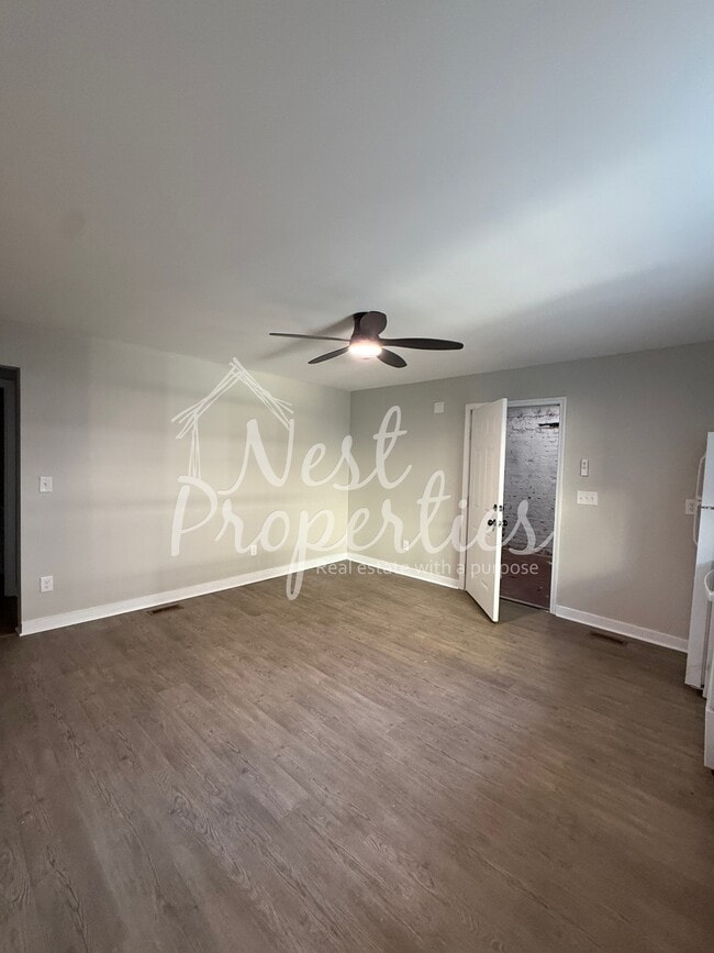 Photo - 233 E Cambridge Ave