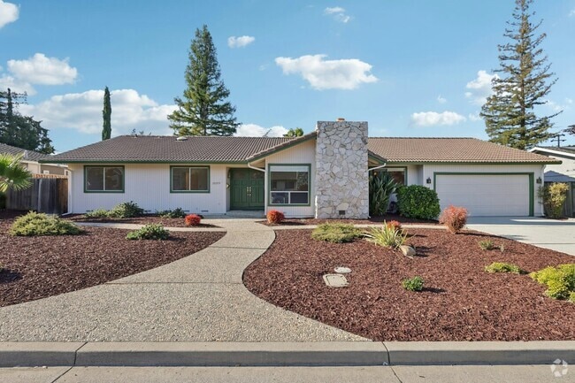 Building Photo - 20373 Glasgow Dr Rental