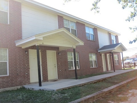 Building Photo - 604 N Main St Unit D - 604 N Main