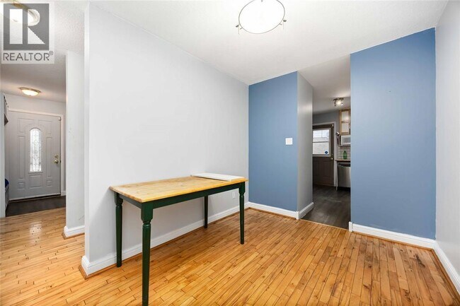 Photo - 111 Bedford Crescent