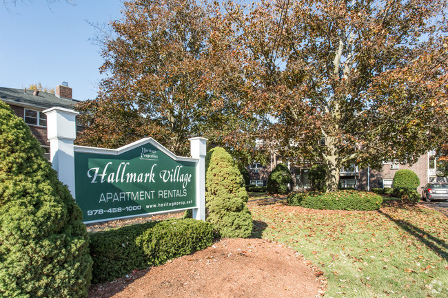 Hallmark Village and Northwood Common - Hallmark Village and Northwood Common Apartments