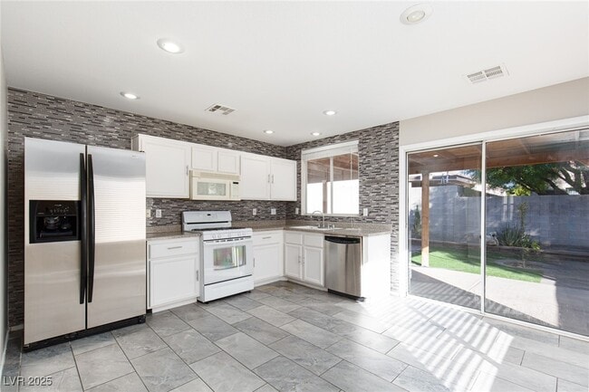 Photo - 8564 Shady Pines Dr