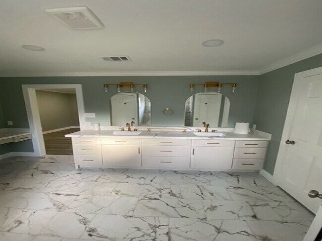 Photo - 12803 Cloverwood Dr