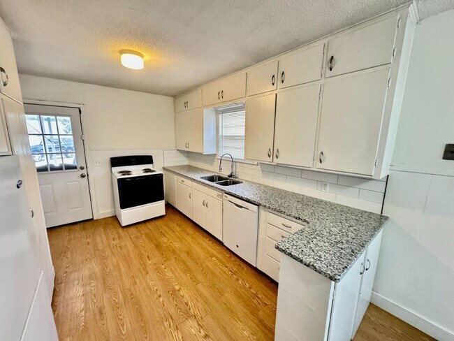 Photo - 3322 26th St Unit Front