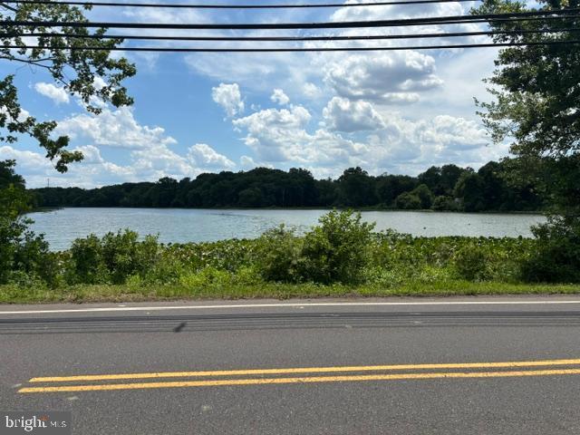 Photo - 181 Cranbury Rd